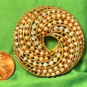 Vintage Costume 1950s Mid Century Gold Diamante Cluster Brooch   #205959579620